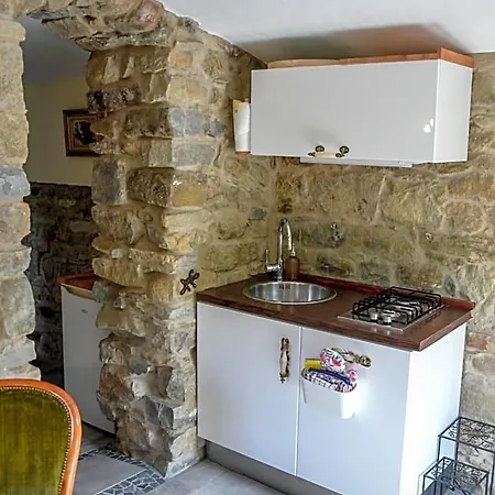 Casa Lucertola Hotel *